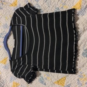 Black and white stripe crop top medium